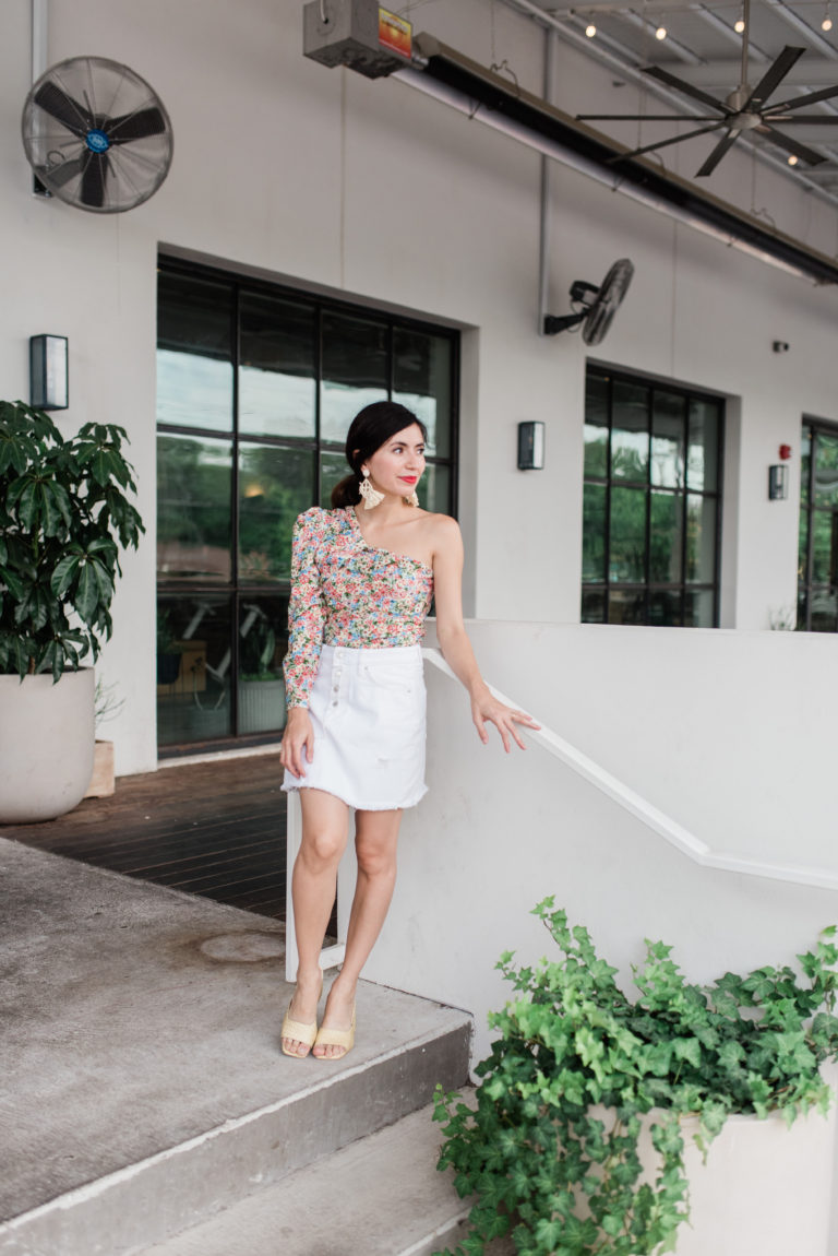 How to Wear A Mini : Adriana Sutlief